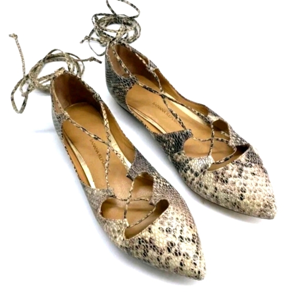 BANANA REPUBLIC 8.5 Flat Pointy Toe Faux Snakeskin Lace-Up Ankle-Tie Shoe EUC - Picture 1 of 7